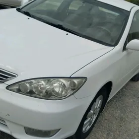 Toyota Camry 2004
