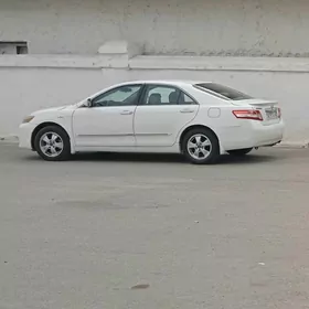 Toyota Camry 2011