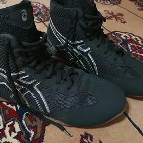 Barsofka asics