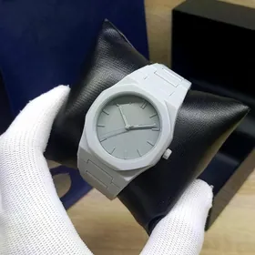Carbon karbon sagat часы