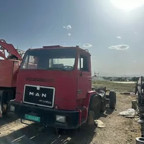 Man F90 1993