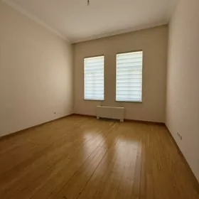 14 tapgyr 10 Etaz 4 Komnat