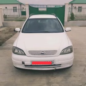 Opel Astra 2004