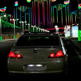 Toyota Avalon 2005