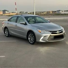 Toyota Camry 2017