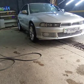 Mitsubishi Galant 2002