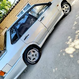 Lada 2115 2000