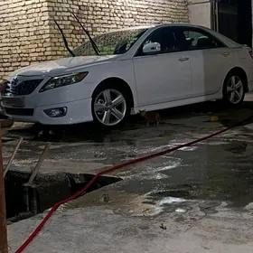 Toyota Camry 2010
