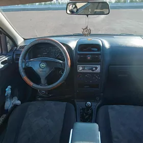 Opel Astra 1999