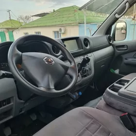 Nissan Urvan 2021