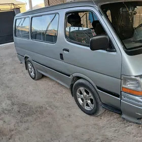Toyota Hiace 1990