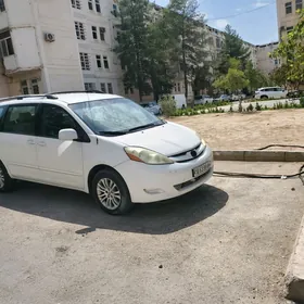 Toyota Sienna 2006