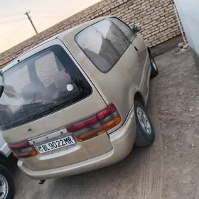 Nissan Stanza 1993