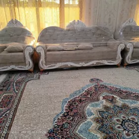 diwan kresli tacli