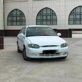 Hyundai Accent 1998