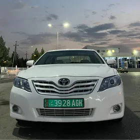 Toyota Camry 2011