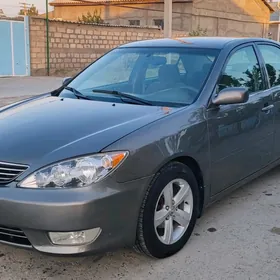 Toyota Camry 2005