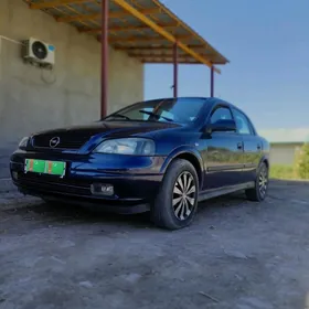 Opel Astra 2000