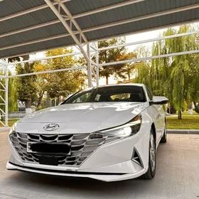 Hyundai Elantra 2021