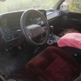 Toyota Hiace 1993