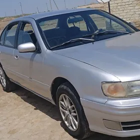 Nissan Cefiro 1996