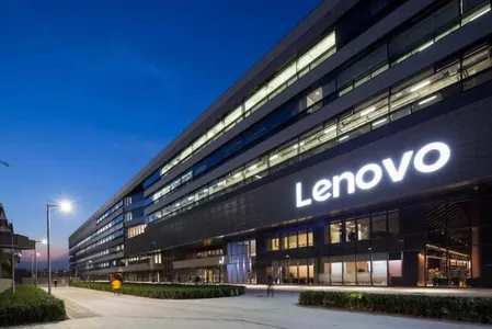 Угроза повышения пошлин помогла Lenovo вдвое увеличить прибыль