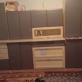 Кухинный гарнитур