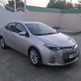 Toyota Corolla 2015