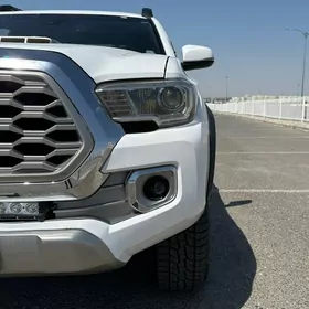 Toyota Tacoma 2018