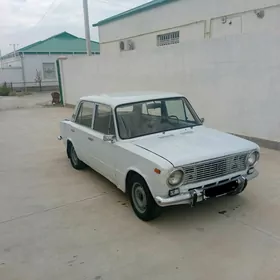 Lada 2104 1983