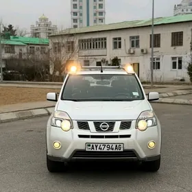 Nissan X-Trail 2010