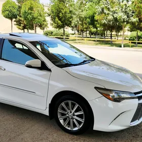 Toyota Camry 2015