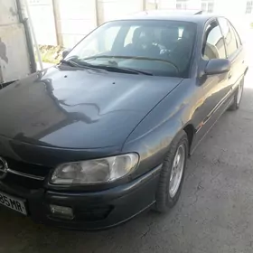 Opel Omega 1998