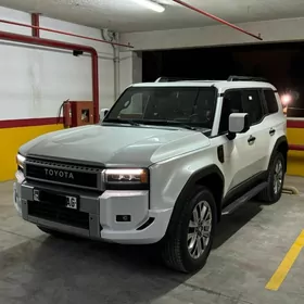 Toyota Land Cruiser Prado 2024