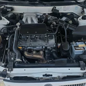 Toyota Avalon 1999