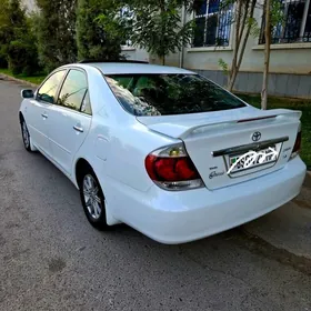 Toyota Camry 2005