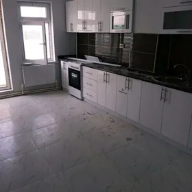 4kom panelka eýesinden