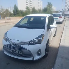 Toyota Yaris 2016