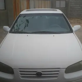 Toyota Camry 1997