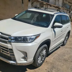 Toyota Highlander 2017
