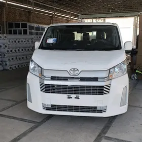 Toyota Hiace 2025