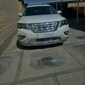 Nissan Pathfinder 2020