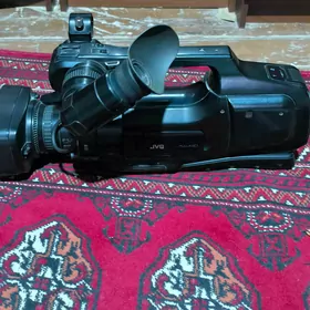 JVC KAMERA