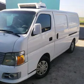 Nissan Urvan 2007