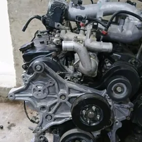 motor Mitsubishi Pajero 2005iñ 3lik motor