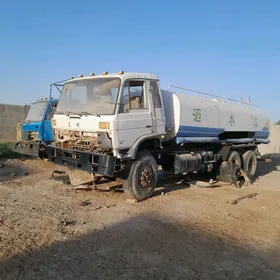 Dongfeng 370 2014