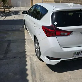 Toyota Corolla 2018