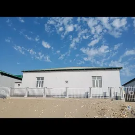 Satlyk jaý Gülistan