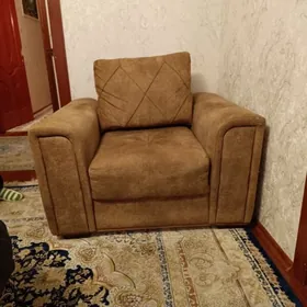 кресло