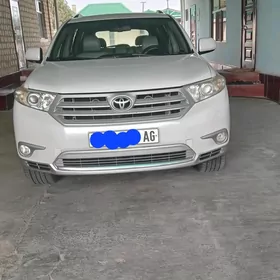 Toyota Highlander 2011